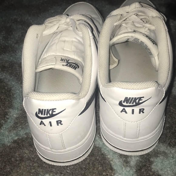 Air Force 1 - Men’s size 9.5 - Picture 3 of 8